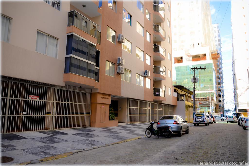 Apto Germano Praia Balneário Camboriú エクステリア 写真